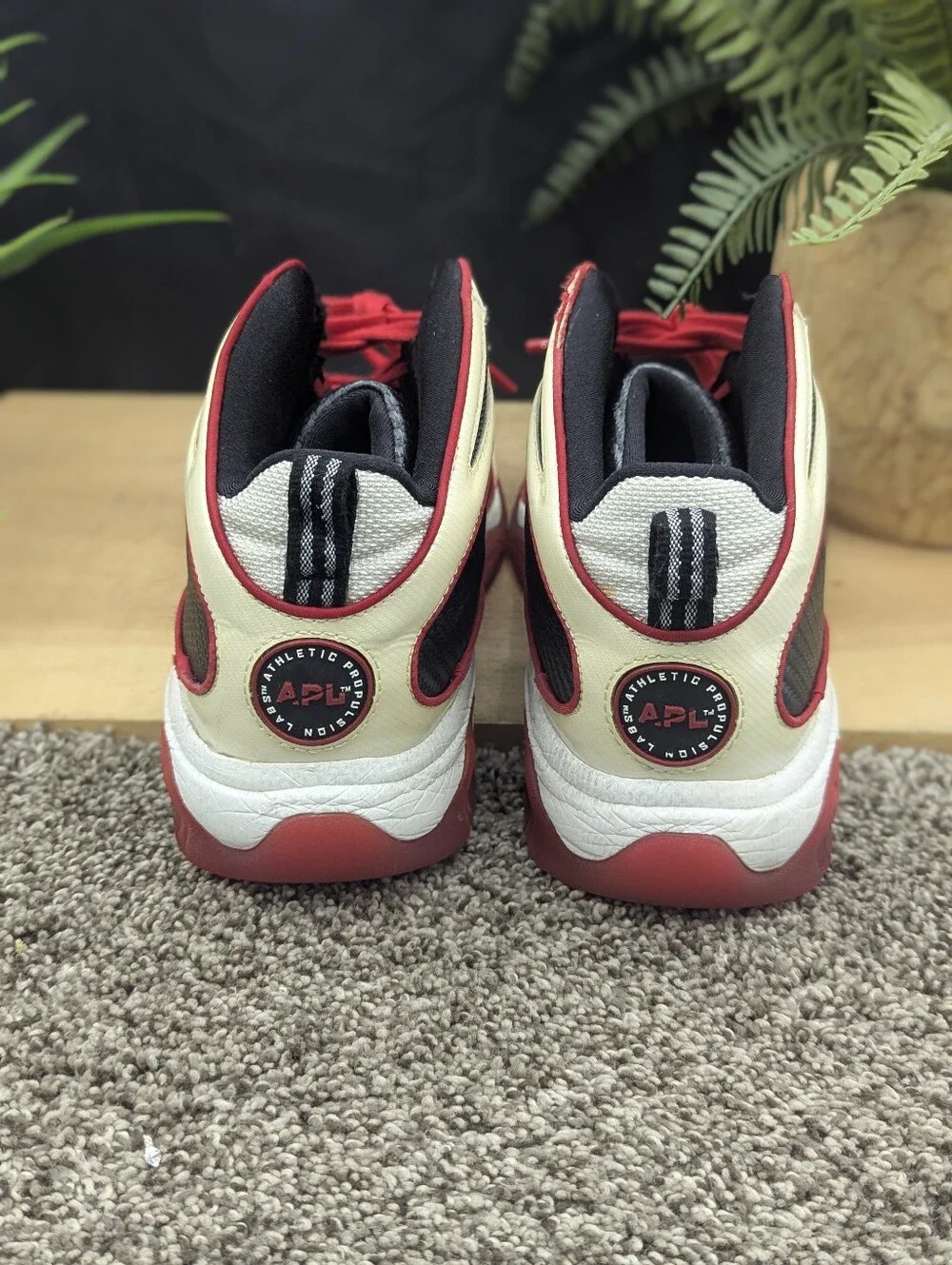 APL Concept 1 Mens Size 9 Running Basketball Shoes
